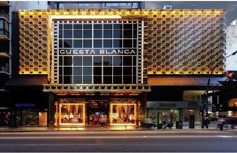  常山门头设计与商业空间的纽带。