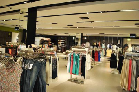  常山商场里的店面怎么装修？